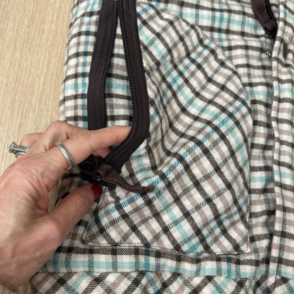 Volcom winter vest - Picture 3 of 9